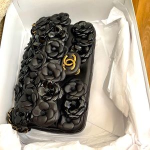 Brand new Channel camellia flag bag